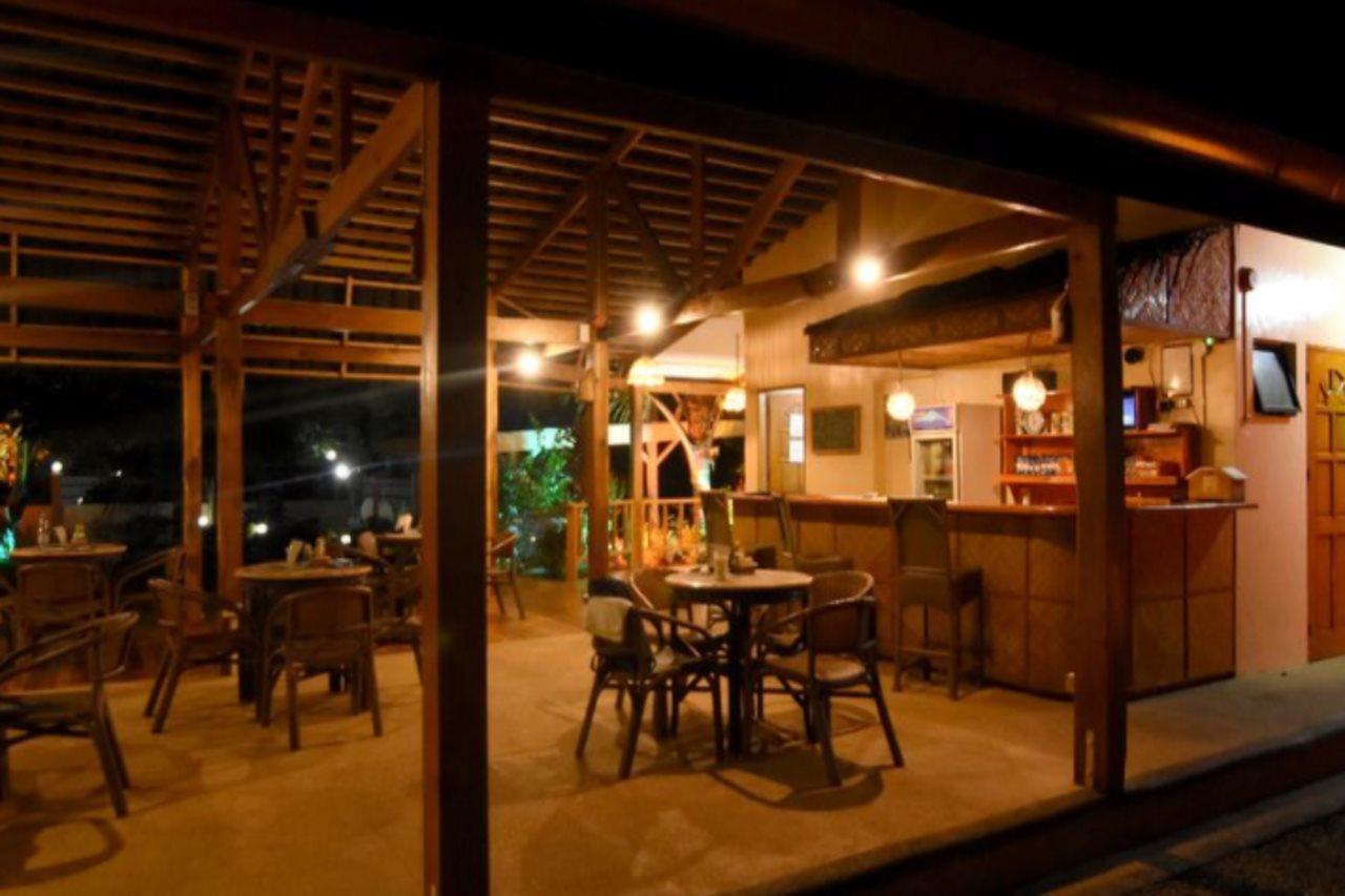 Alona42 Resort Panglao Exterior photo