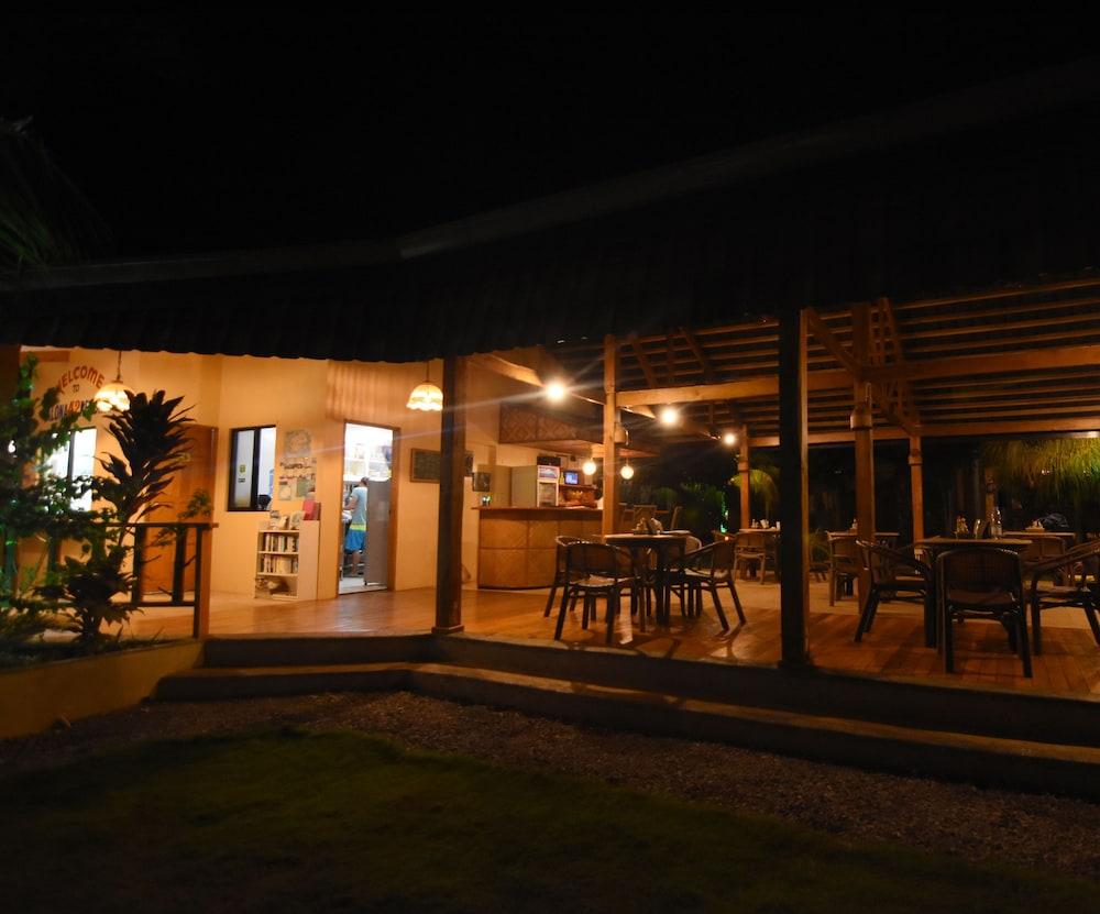 Alona42 Resort Panglao Exterior photo