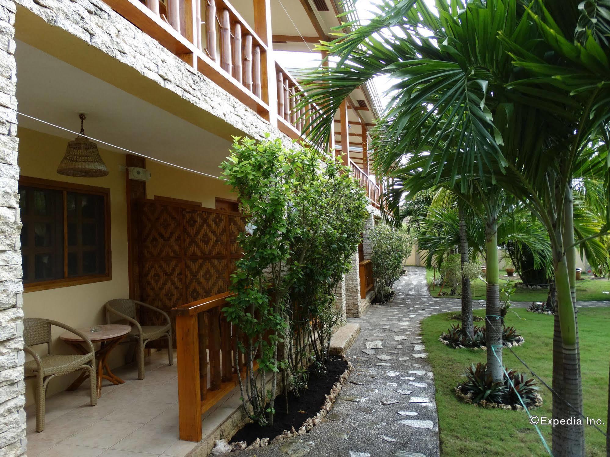 Alona42 Resort Panglao Exterior photo