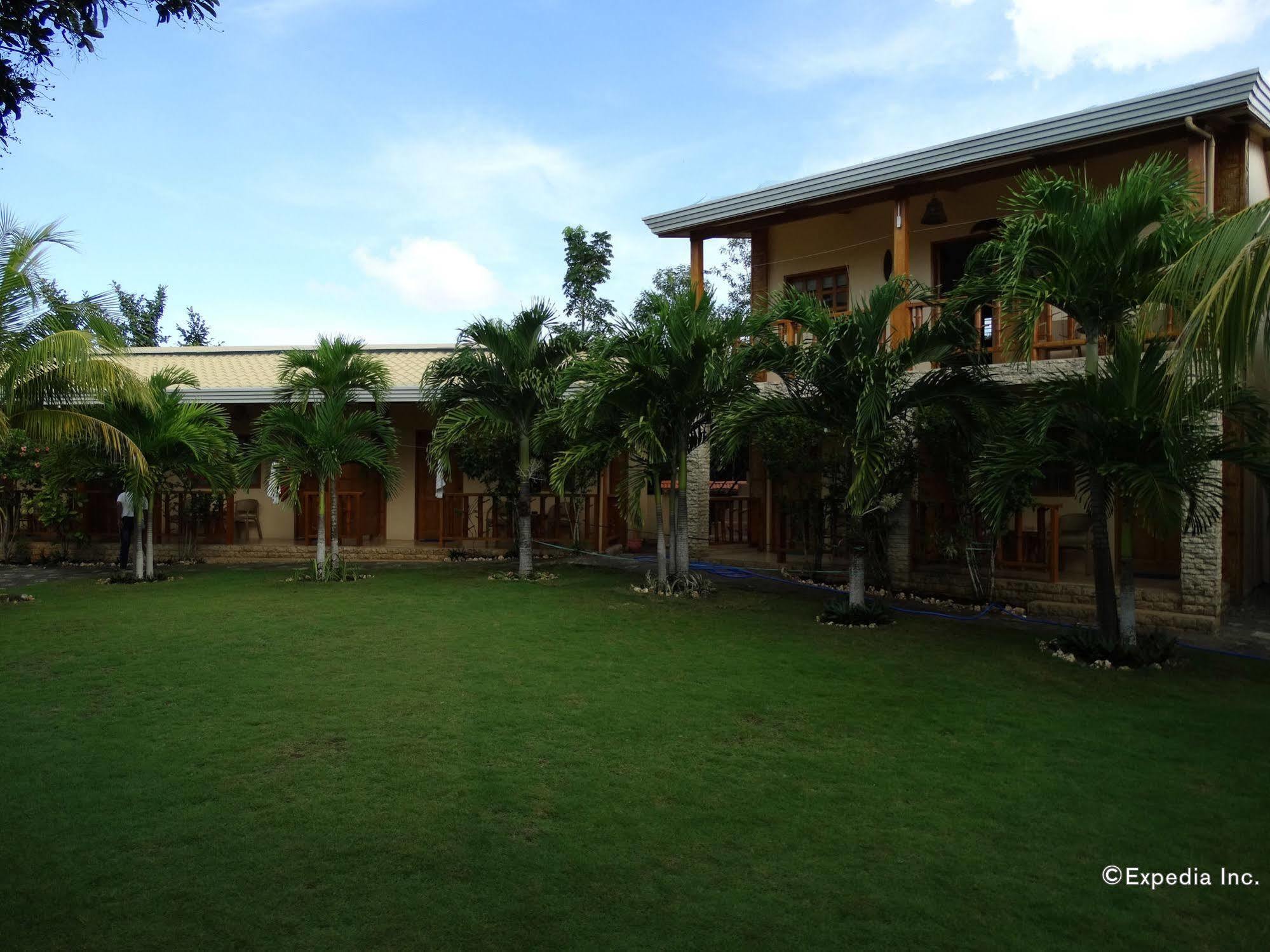 Alona42 Resort Panglao Exterior photo